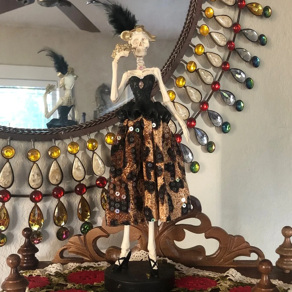 NEW Sequined Skeleton Figurine Halloween Decor in Black and Brown w: Heels